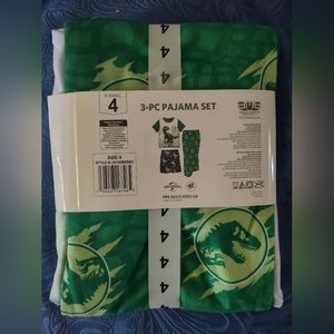 NWT Jurassic World 3pc PJ set size 4